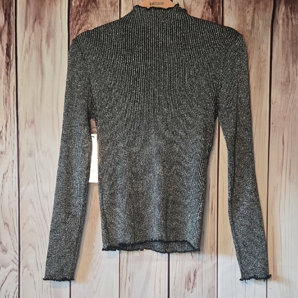 Almost Famous Silver Metallic Black Ribbed Mock Neck Sweater Size Large - Picture 7 of 9